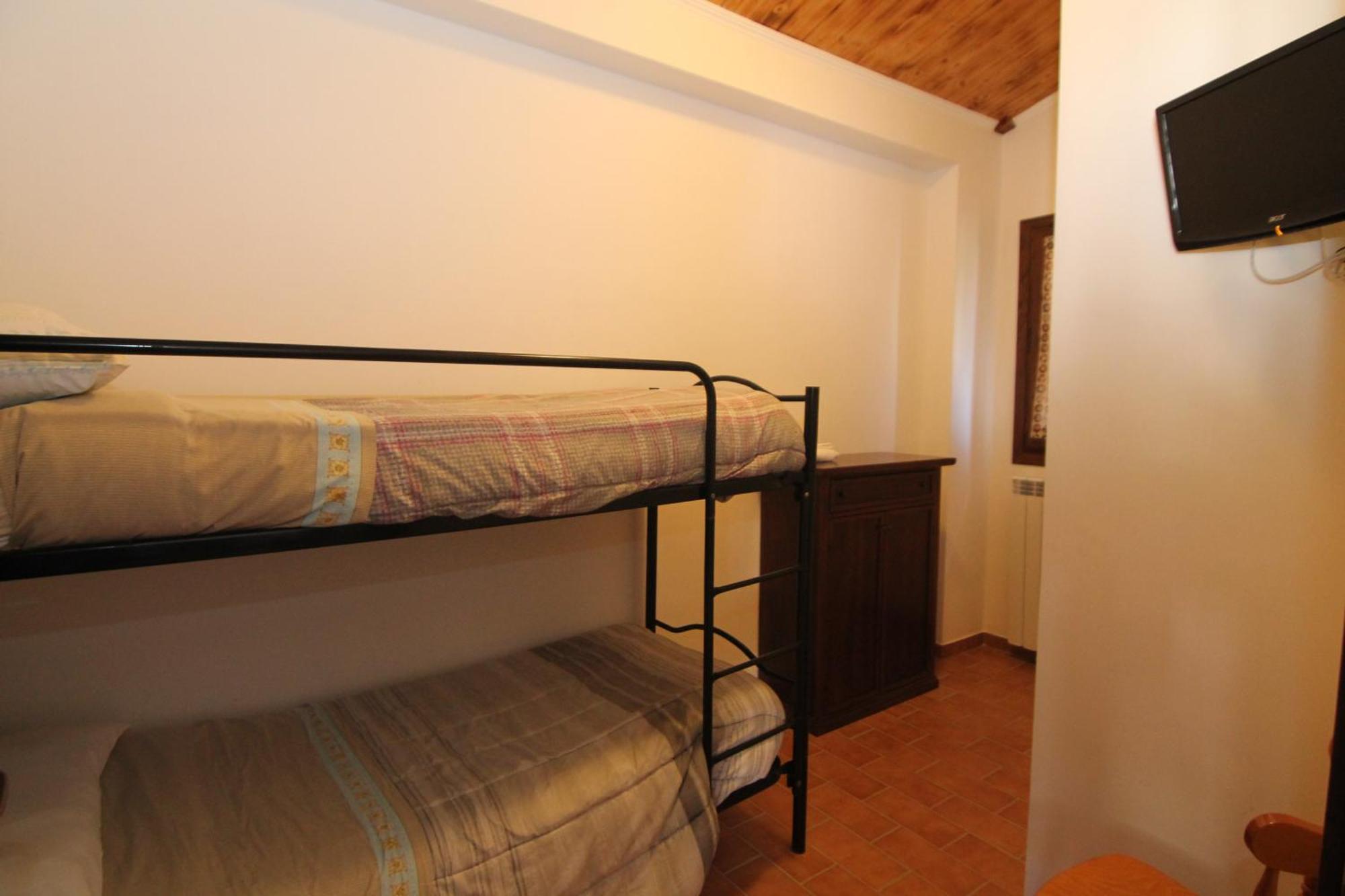 Hotel Il Feudo Dei Pierleoni Celano Pokoj fotografie